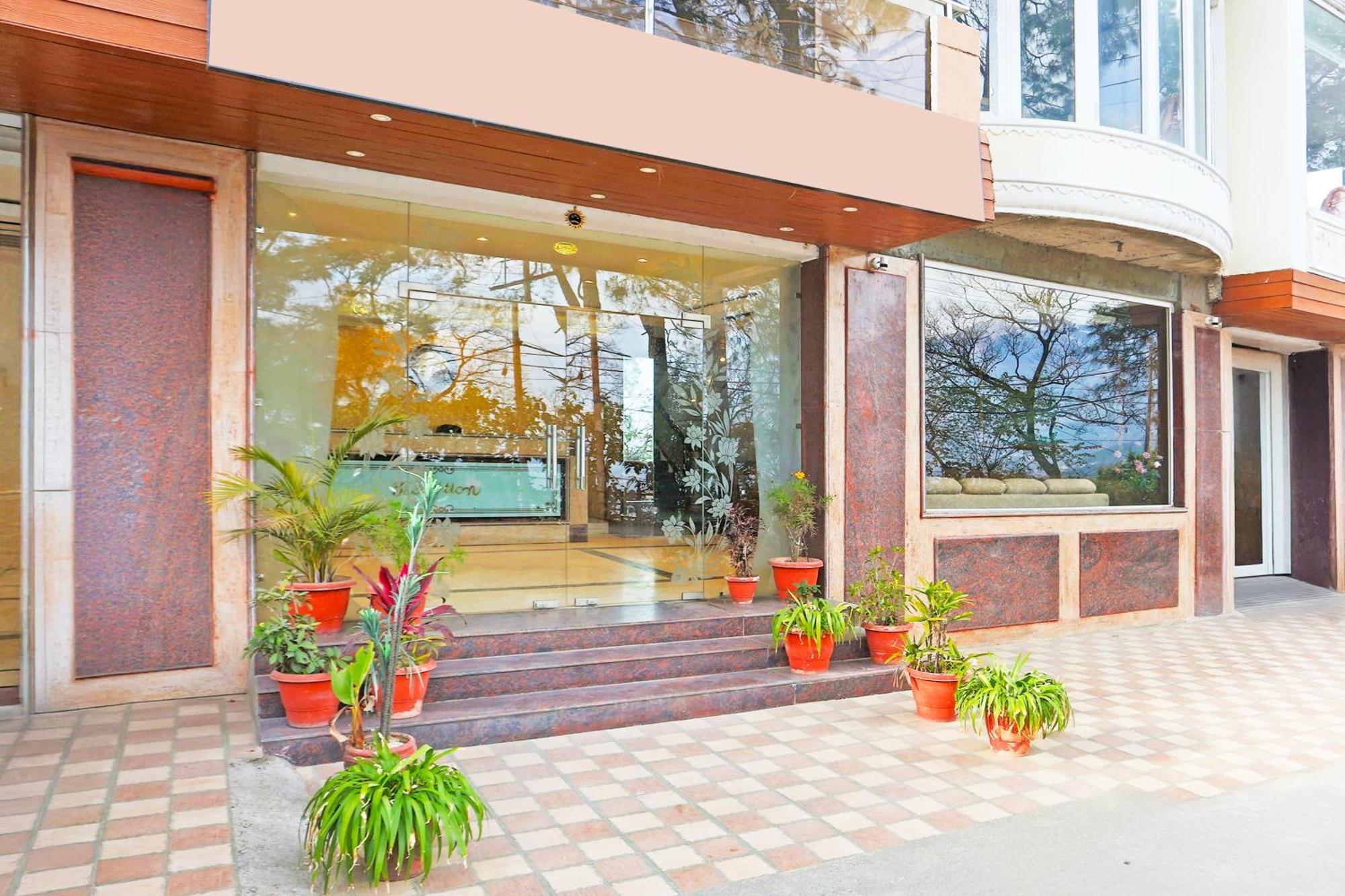 Super Townhouse Oak Dharamshala Near Maximus Mall Luaran gambar