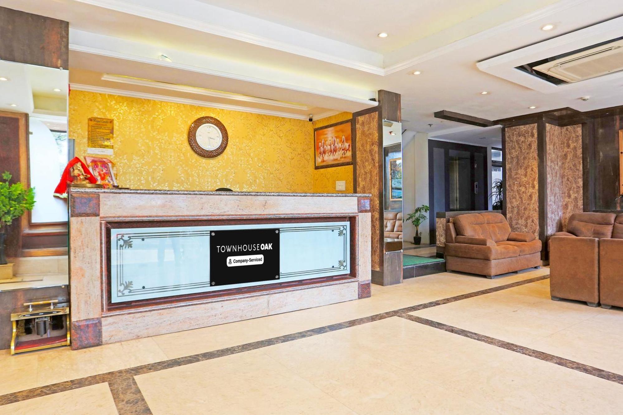 Super Townhouse Oak Dharamshala Near Maximus Mall Luaran gambar