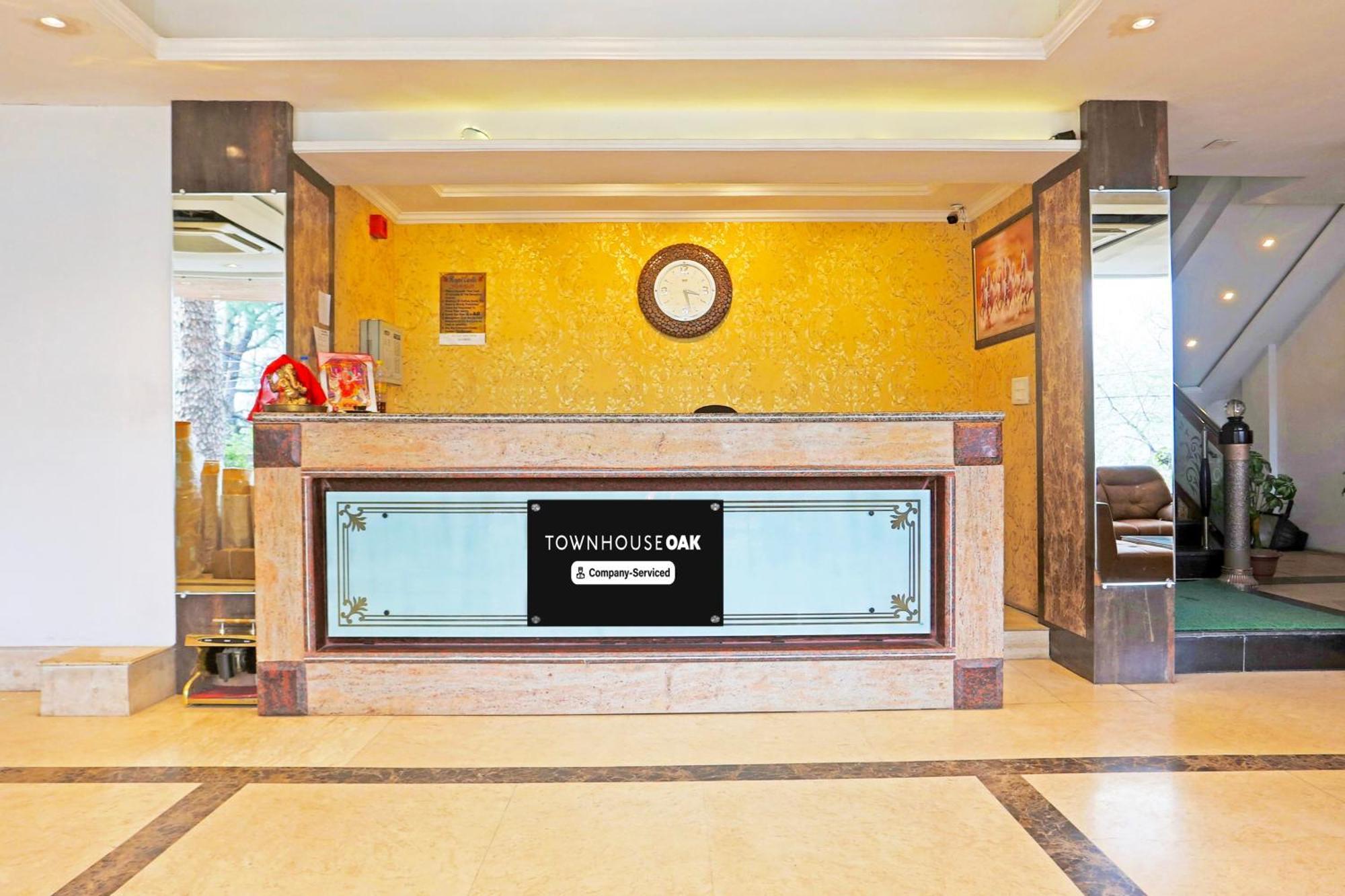 Super Townhouse Oak Dharamshala Near Maximus Mall Luaran gambar